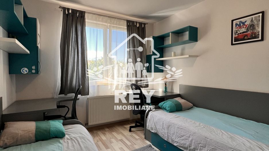 Apartament 3 camere/Etaj 1/Turnișor/Curte Interioară/Loc de parcare - Poză 3