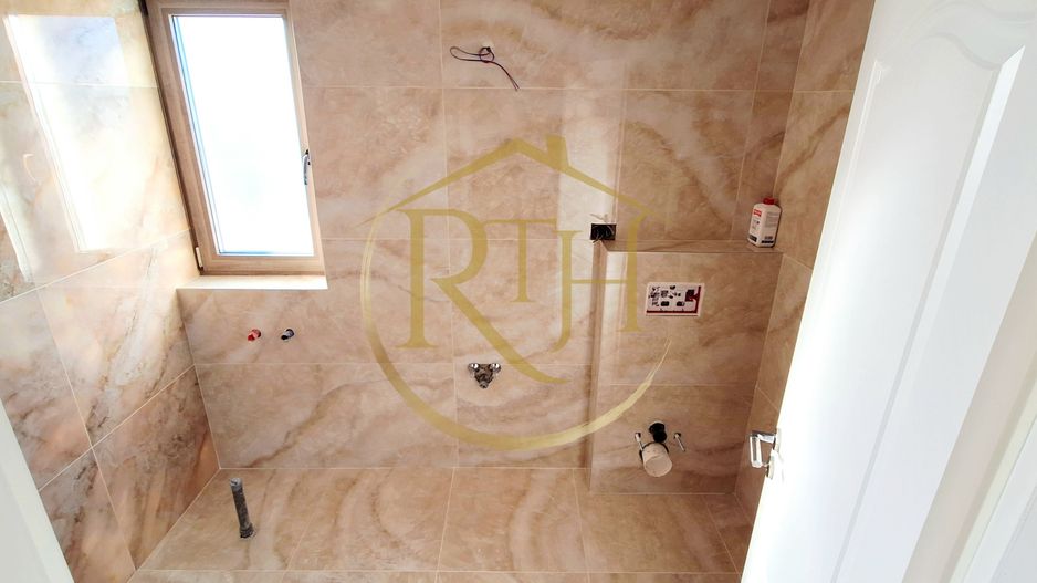 Oferim spre vanzare casa-duplex cu 4 camere si 3 bai situata in Giroc - Poză 18