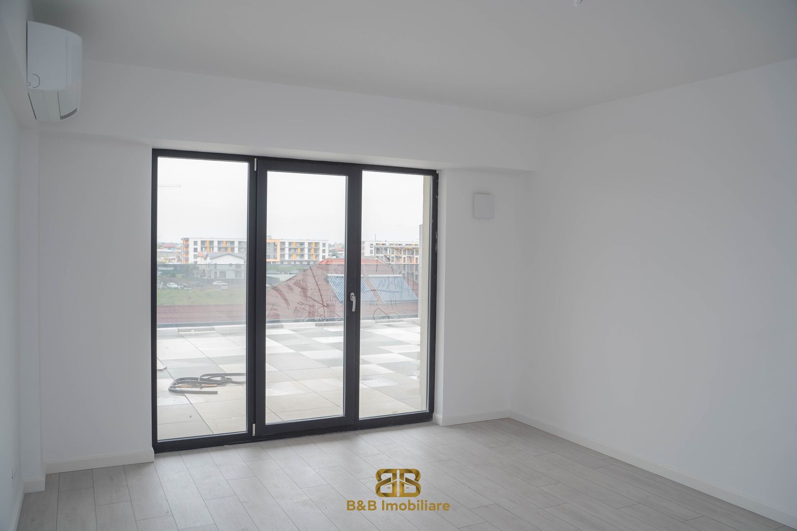 Penthouse 2 camere independent energetic panouri solare - Poză 15