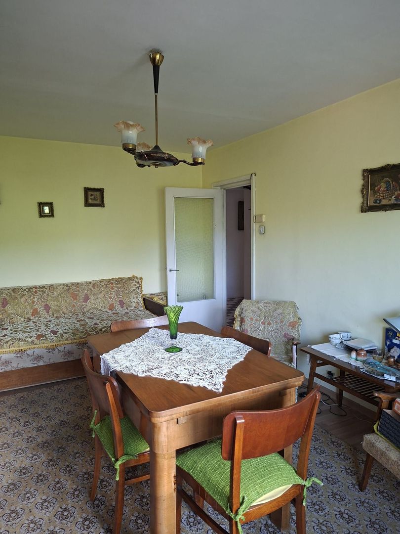 Apartament cu 4 camere de vanzare/centru Turda - Poză 12