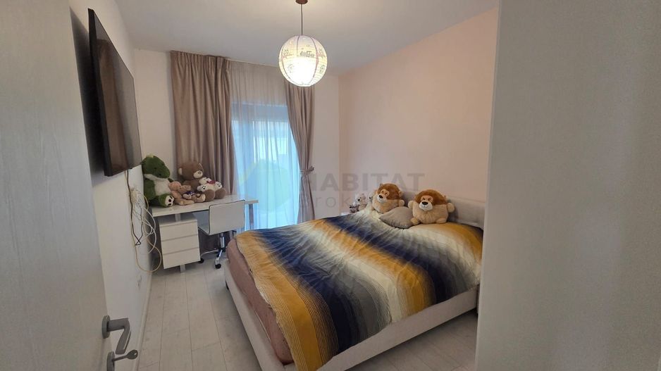 Vilă  cu mansardă, piscină și design modern – Tunari - Poză 21