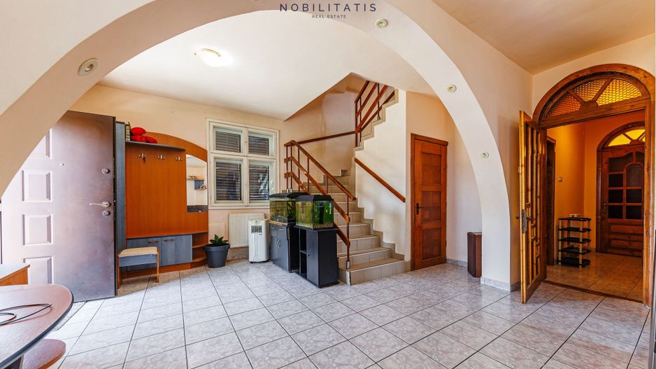 Vânzare casă individuală cu potențial extraordinar în Dumbrăvița - Poză 24