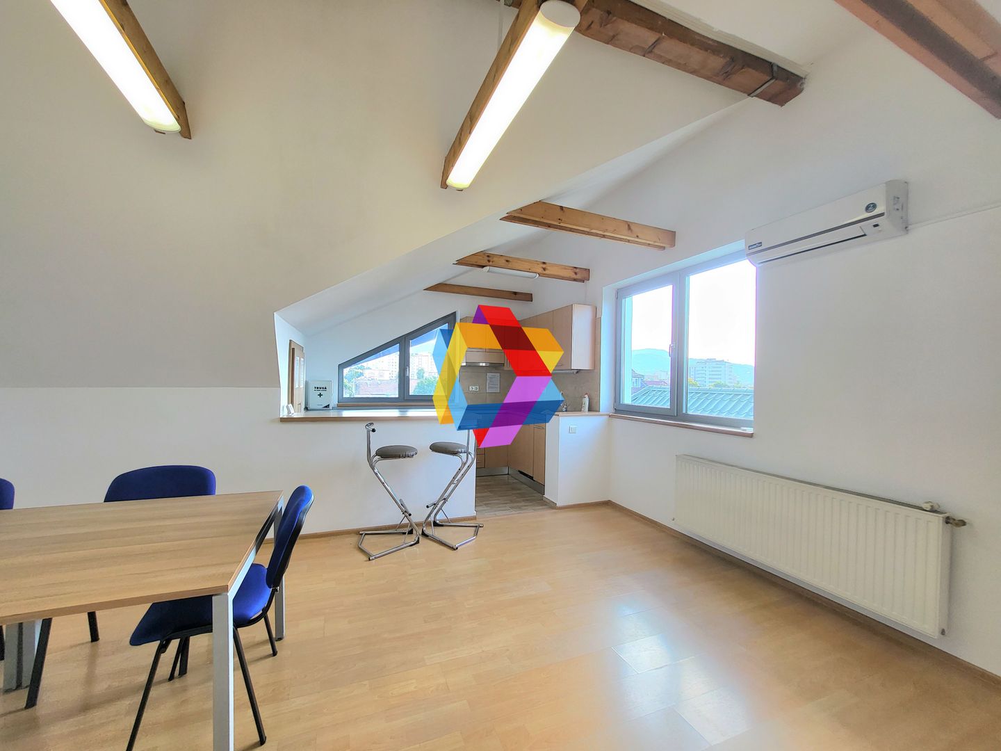 Spatiu de birouri la casa - 436 mp - Poză 12