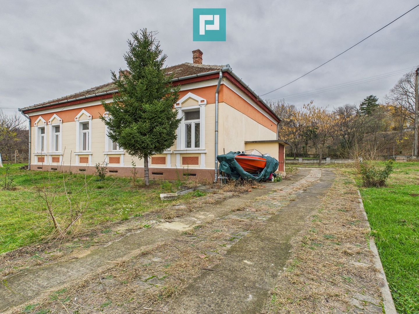 CONAC IMPRESIONANT ÎN GHIOROC - Poză 3