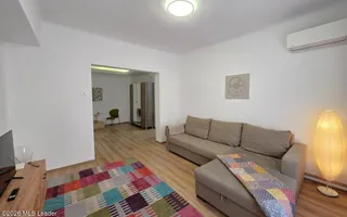 Piata Romana, 4 camere 138 MP total, Etaj 2/9, renovat - utilat, liber - Poză 28