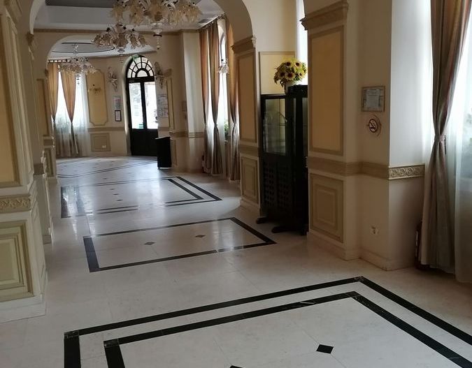 Piata Gemeni, Sector 2, spatiu comercial - Poză 2