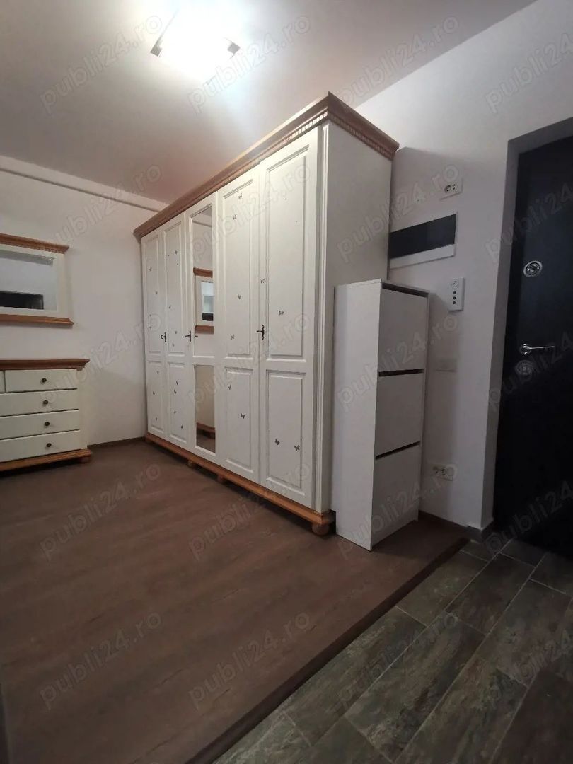 Apartament 2 camere de închiriat Apărătorii Patriei - Brown Residence - Poză 2