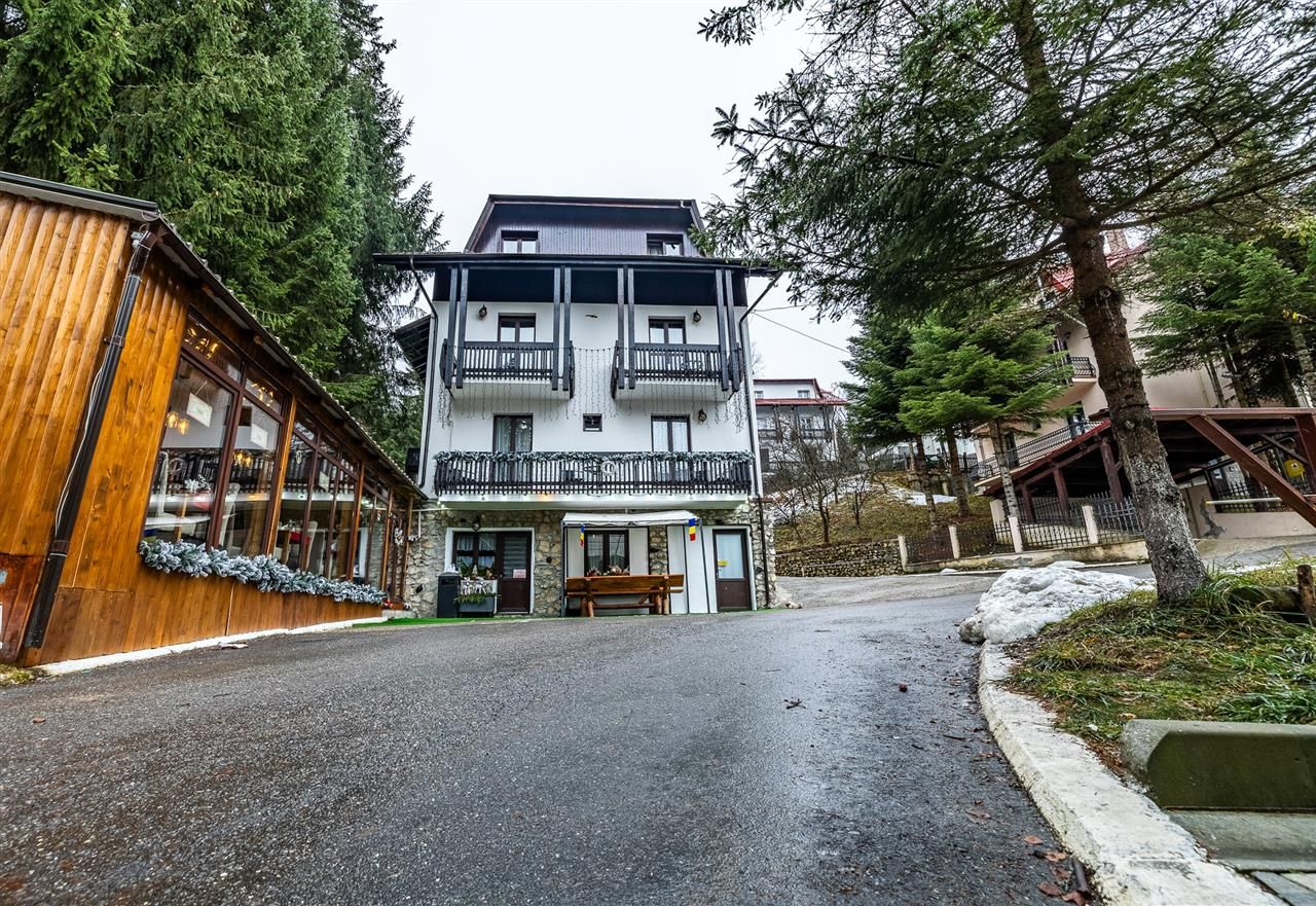 Poveste de iarna, in inima statiunii Poiana Brasov, Romania - Poză 35