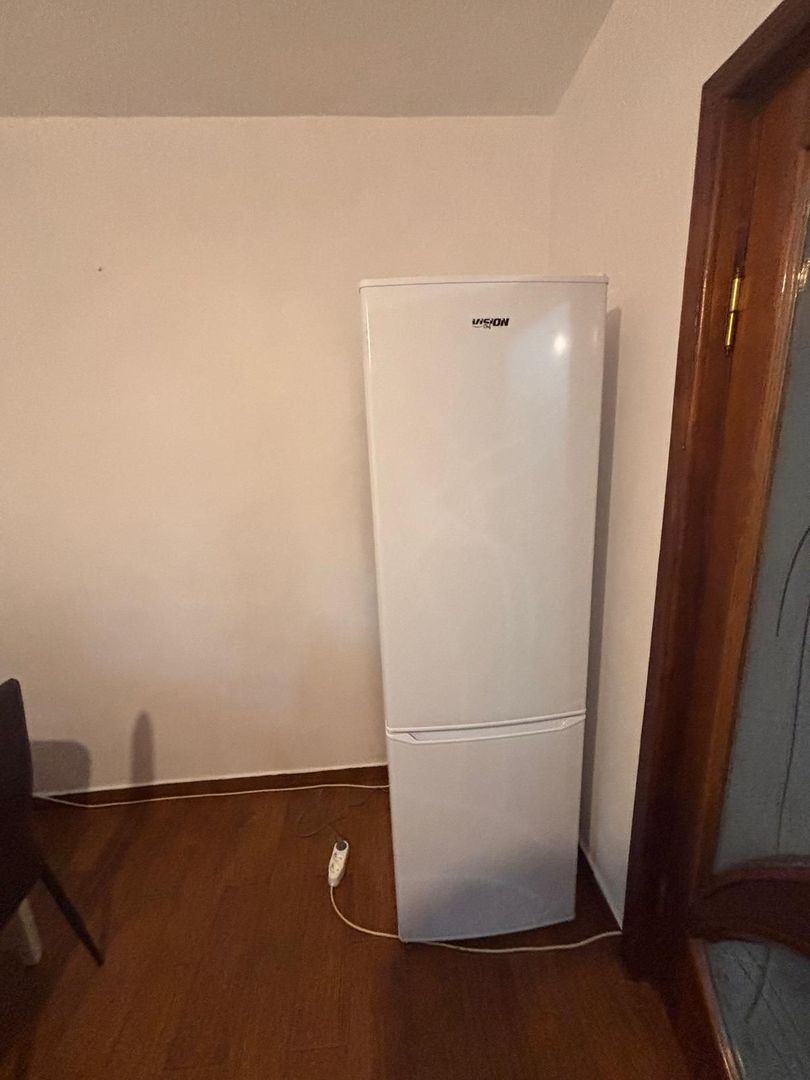 De inchiriat – Apartament 3 camere, 85 mp, partial mobilat - Poză 8