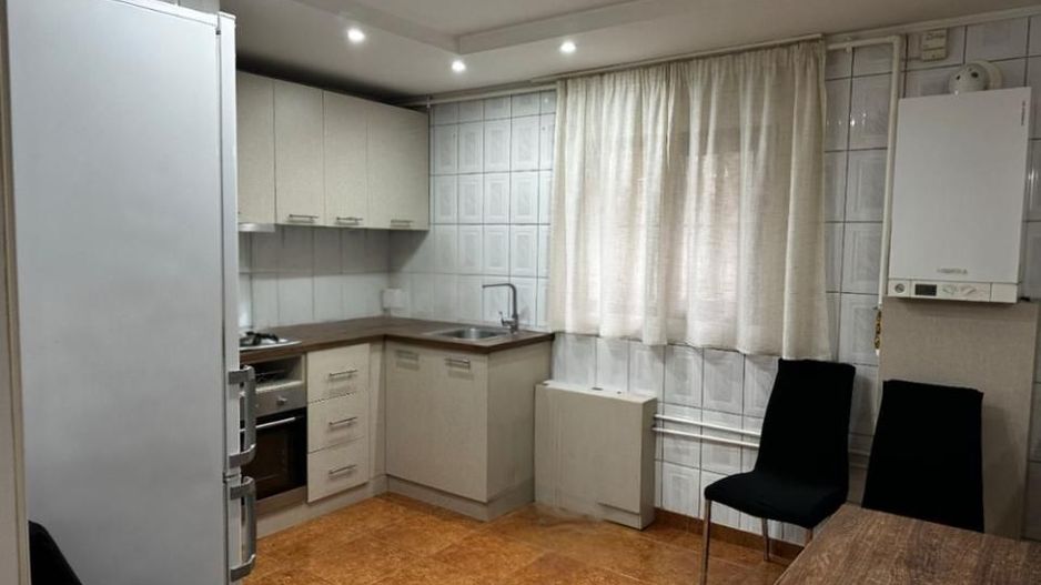 Vanzare Apartament 3 camere, Zona Rahova Sector 5 - Poză 5