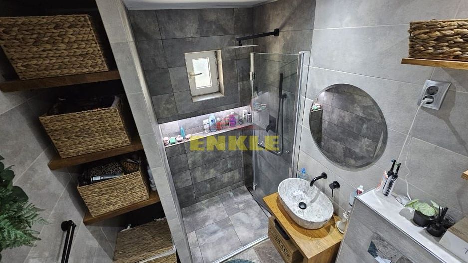 Vânzare apartament 2 camere decomandat – complet renovat. - Poză 6