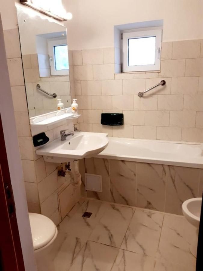 Apartament trei camere nemobilat, Piata Muncii - Poză 8