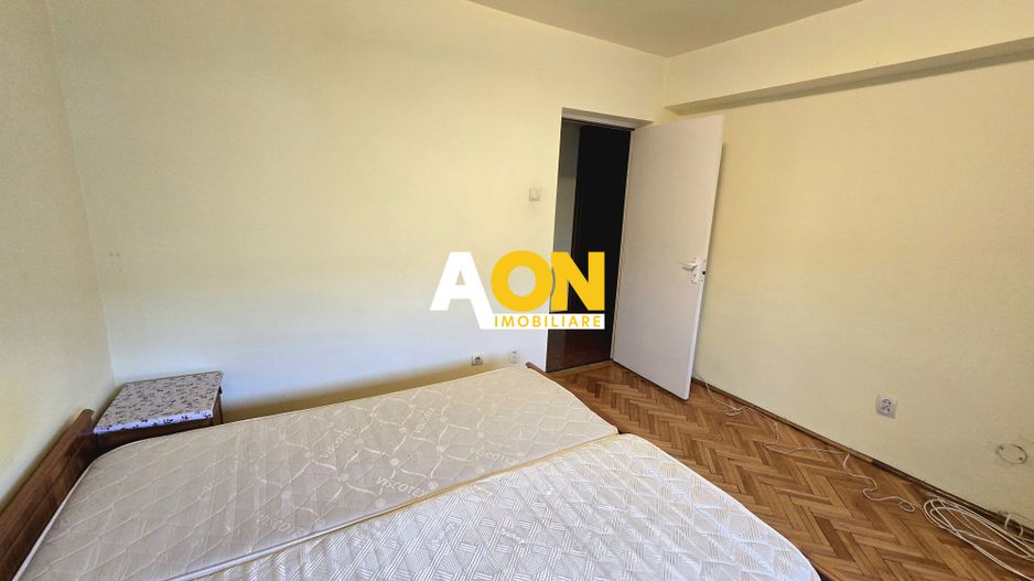 Apartament cu 2 Camere, Etaj 3, Zona Mercur - Cetate - Poză 6