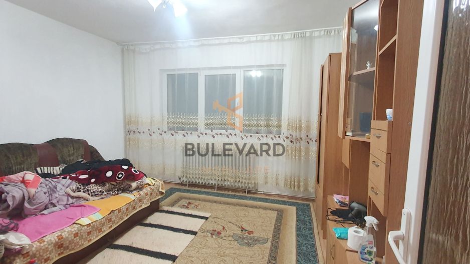 Apartament cu 4 camere, zona Winmarkt! - Poză 1