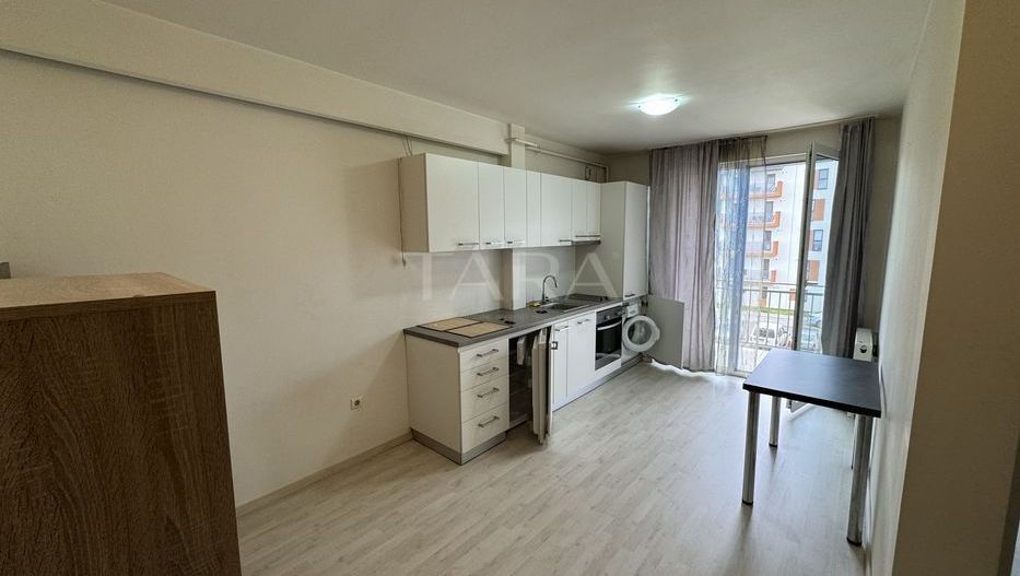 Apartament cu 1 cameră, balcon 8 mp, parcare inclusă, zona Eroilor. - Poză 1