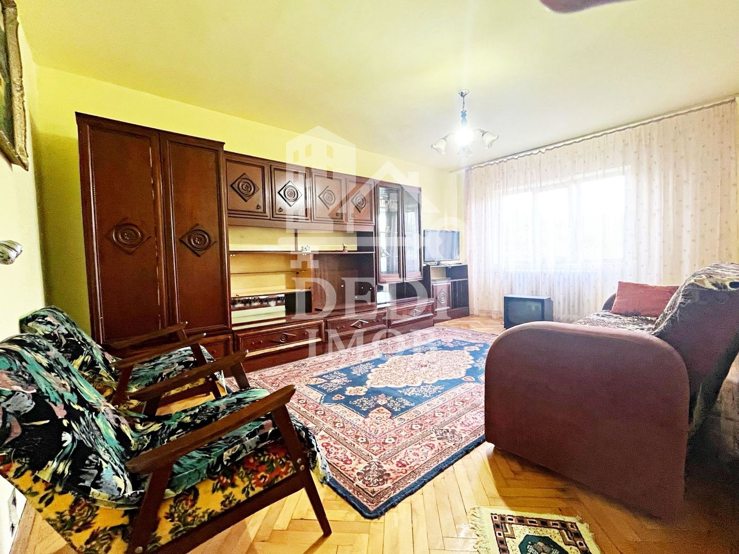 Apartament cu 3 camere de inchiriat, zona Rogerius, Oradea - Poză 2