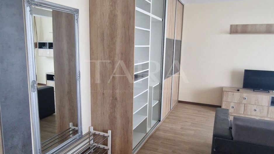 Apartament cu 2 camere, parcare inclusă, zona Terra, Florești. - Poză 4