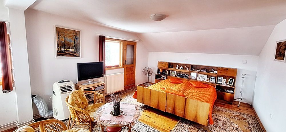 Casa de vacanta/locuit permanent in Podul Olt la 20min de Brasov - Poză 14