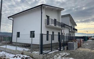 Duplex | 147 MPU | Curte 191 MP | Șelimbăr-Mohu | Central - Poză 1