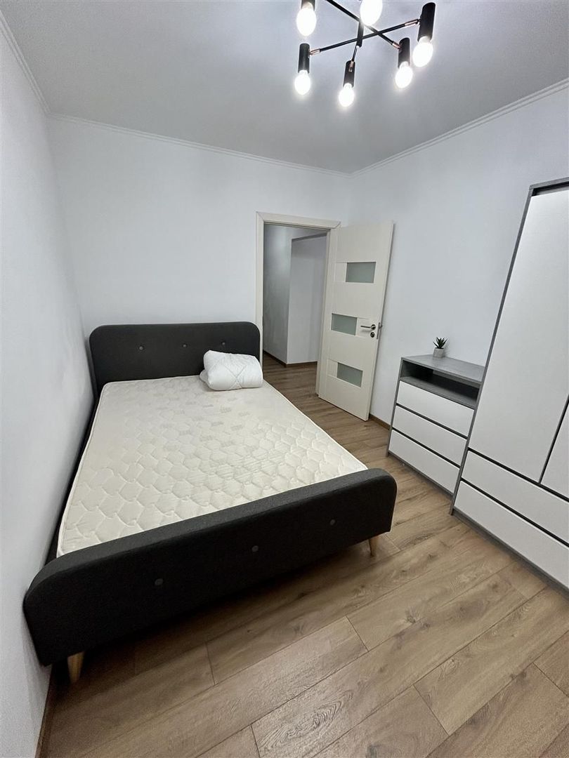 Apartament 3 camere - Poză 4