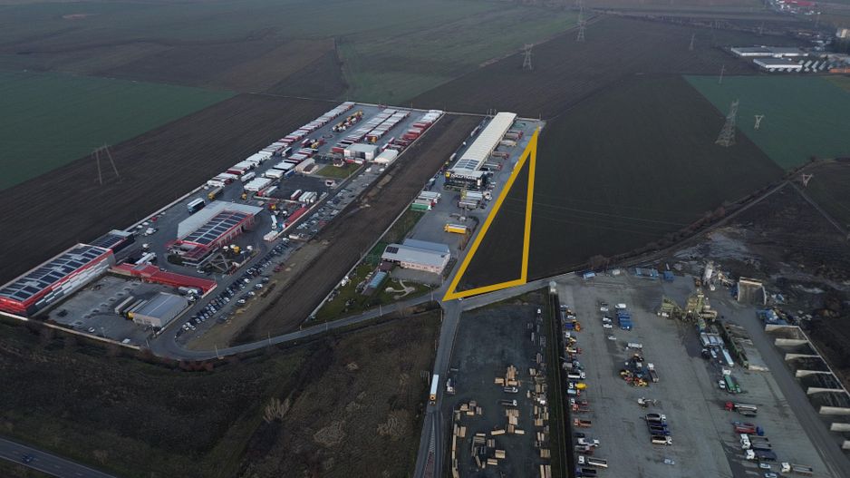 Teren Extravilan 10.200 mp – Zona Industriala Est Arad, Comision 0% - Poză 2