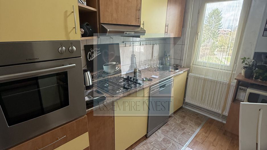 Apartament 3 camere, etj. 2/4, mobilat & utilat-zona Astra - Poză 6