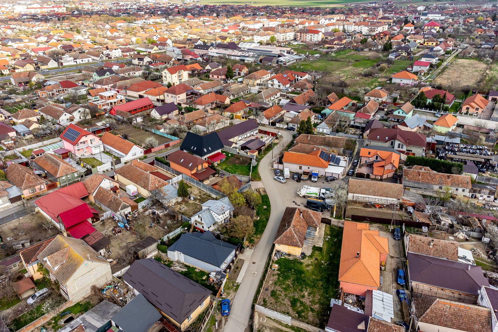PREȚ NOU!!! Casă la preț de apartament - Vladimirescu - Poză 3
