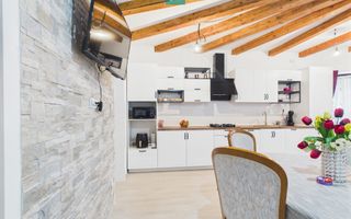 Casă Individuală cu spațiu comercial - Variaș - Poză 2