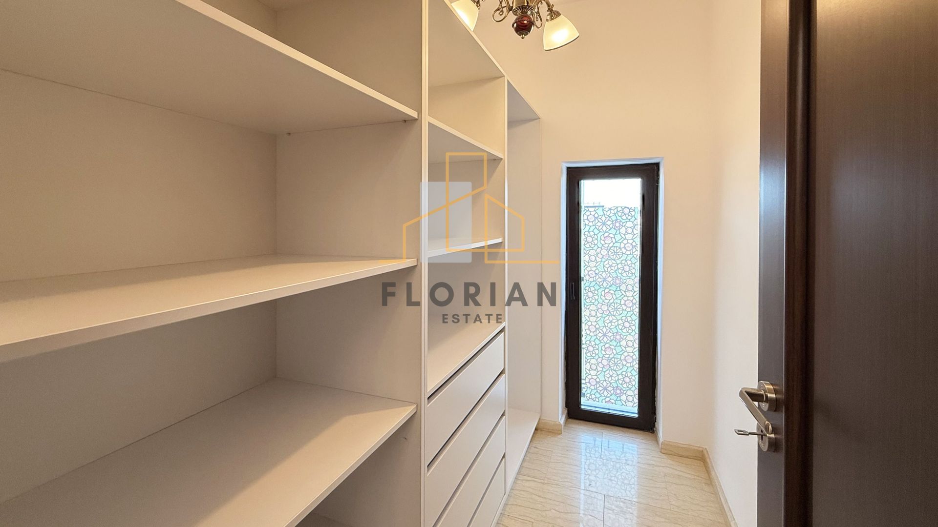 Casa individuala premium cu 5 camere, de inchiriat/ Dumbravita - Poză 8
