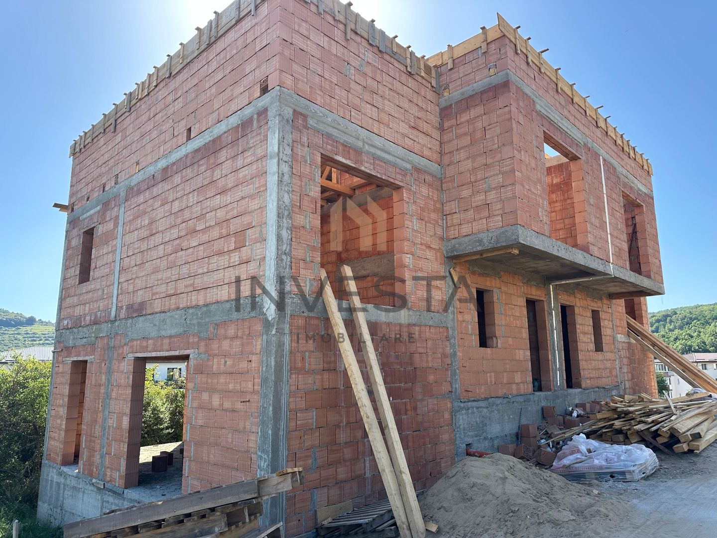 Casa tip Duplex, 4 camere , gradina 170 mp , vedere panoramica - Poză 3