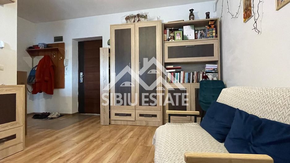 Apartament de vanzare cu 2 camere, loc de parcare, in Sibiu - Poză 3
