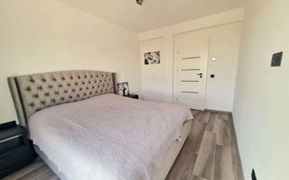 Casa moderna 5 camere 2 bai teren 200 mp si 2 parcari in Arhitectilor - Poză 5