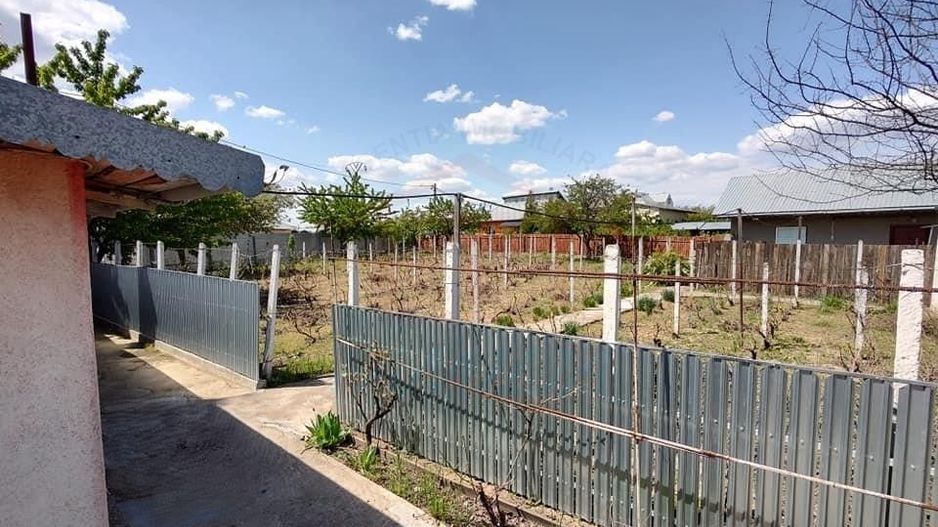 85.000 Euro- casa +magazin+garaj in com Smardan, sat Cismele, - Poză 8