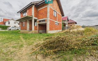 Casă la roşu P+E+M în Şagu - Poză 2