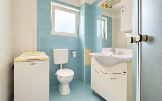 Apartament cu 2 camere, etaj intermediar in zona Buna Ziua - Poză 6
