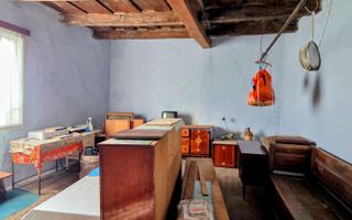 Casă de vânzare, 110 mp, 5 camere 1200mp teren , sat Voivodeni - Poză 3