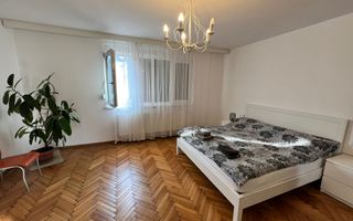 Apartament spatios cu 3 camere | 100 mp | Balcon | Curte | Central - Poză 5