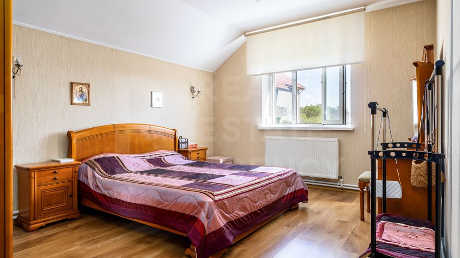 Vânzare, casă, 5 camere, str. Gura Văii, sect. Riscani - Poză 15