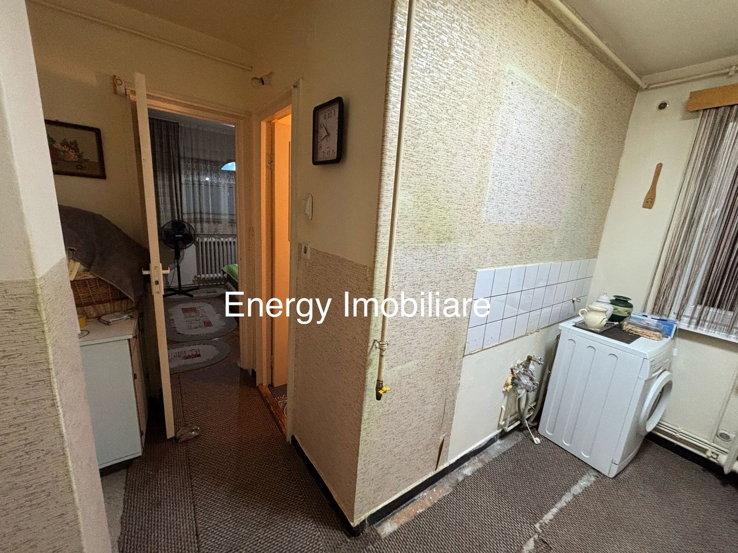 Apartament cu 3 camere, zona Dâmbul Pietros - Poză 5