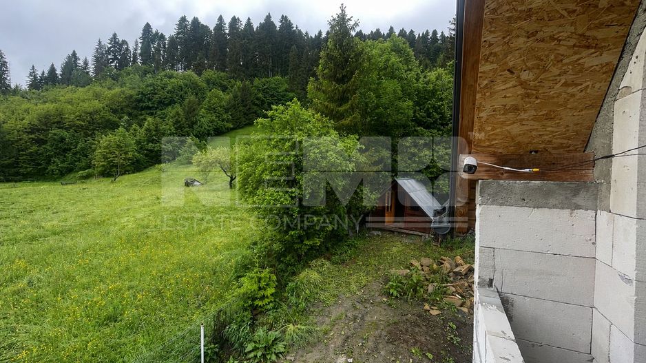 CASA LA ROSU | 12 ARI | SUCEVITA | LANGA PADURE - Poză 4