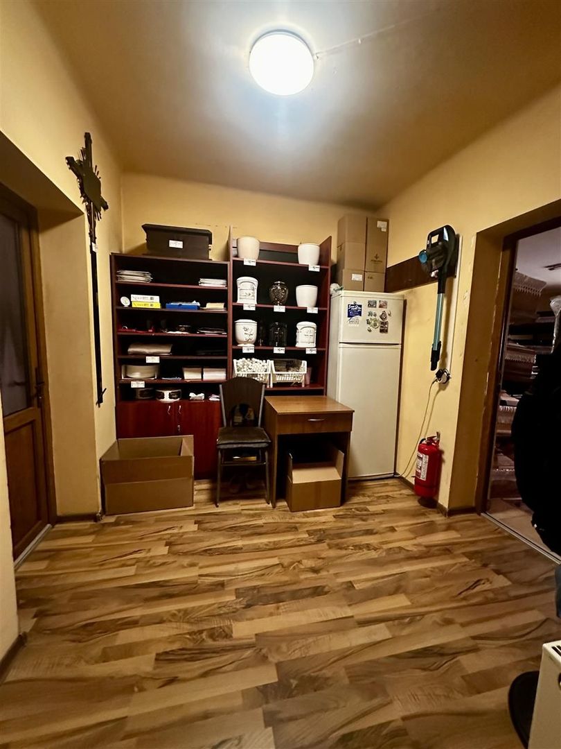 Spatiu comercial cu parcare magazinul Crisul - Poză 6