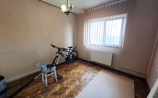 Apartament cu 4 camere, zona Nord - Poză 6