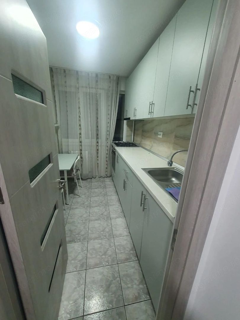 Închiriere Apartament cu 2 camere decomandat, 2 min metrou, parcare, 2 AC - Poză 8