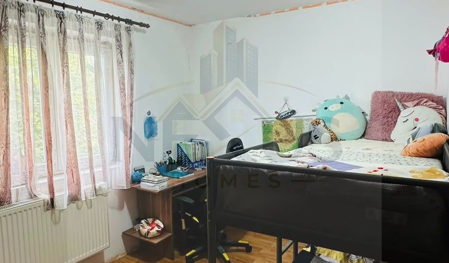 Apartament 2 camere| Etaj 4/4| Necesită renovare| Anvelopat| Parcare - Poză 3