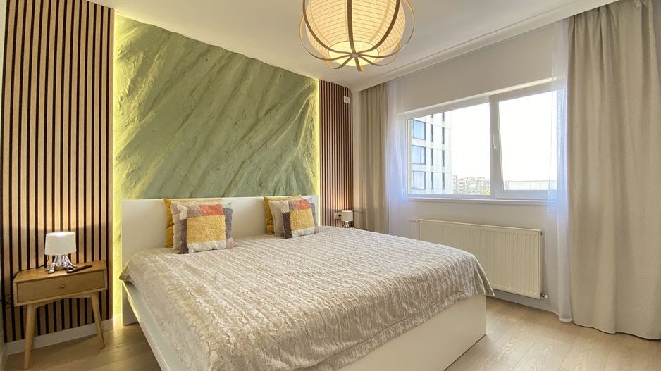 Apartament 2 camere lux 13, renovat nou, bloc 1992 zona Marriott - Poză 2