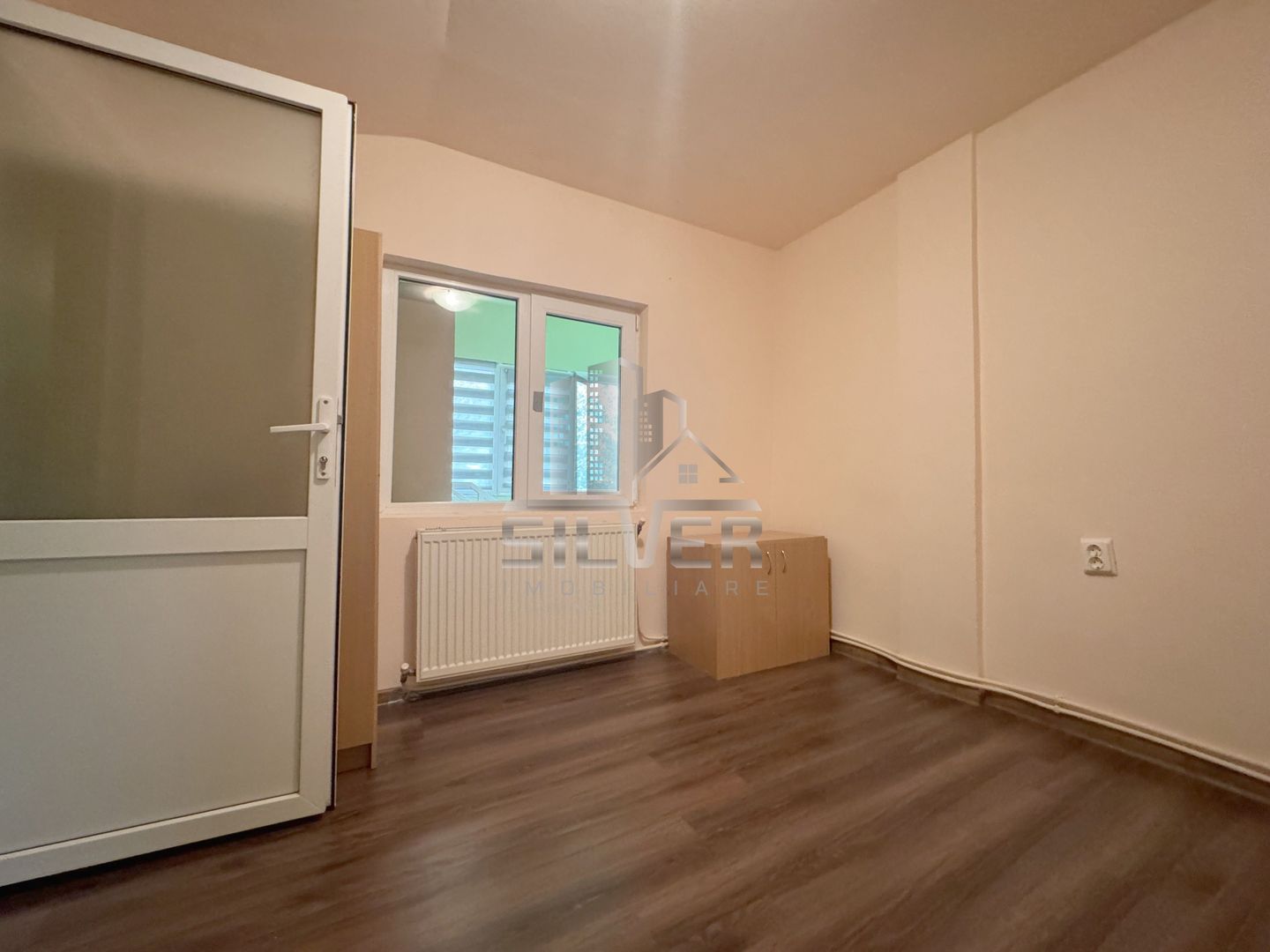 Casa cu 3 camere ptr muncitori in Grigorescu. - Poză 12