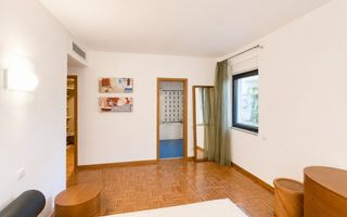 Apartament 4 camere Capitale + Curte | Loc de parcare & Boxa - Poză 4