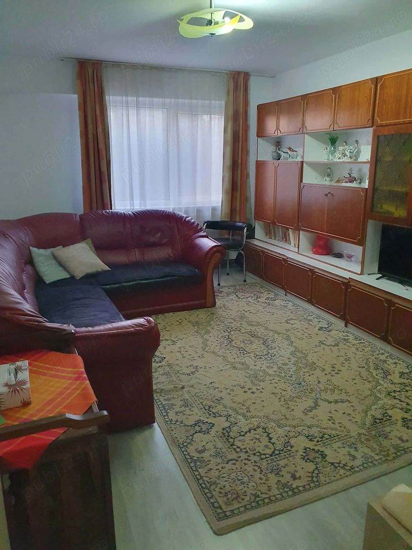 Apartament  vanzare 2 camere 78 mp, Micro 15 - Poză 2