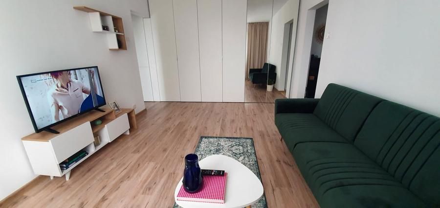 2 camere renovat, parcare inclusa, 5 min metrou 1 Decembrie - Poză 1