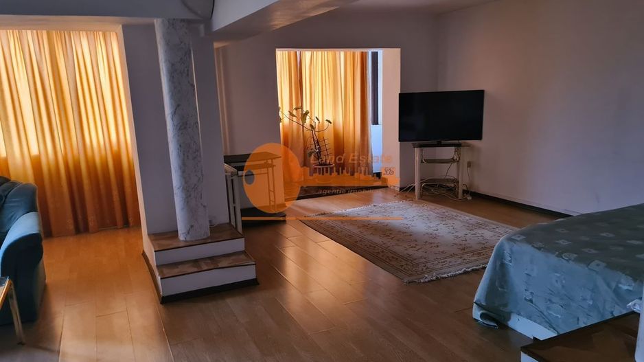 Apartament tip studio – 2 camere modificate, 68 mp, bloc 1993 - Poză 3